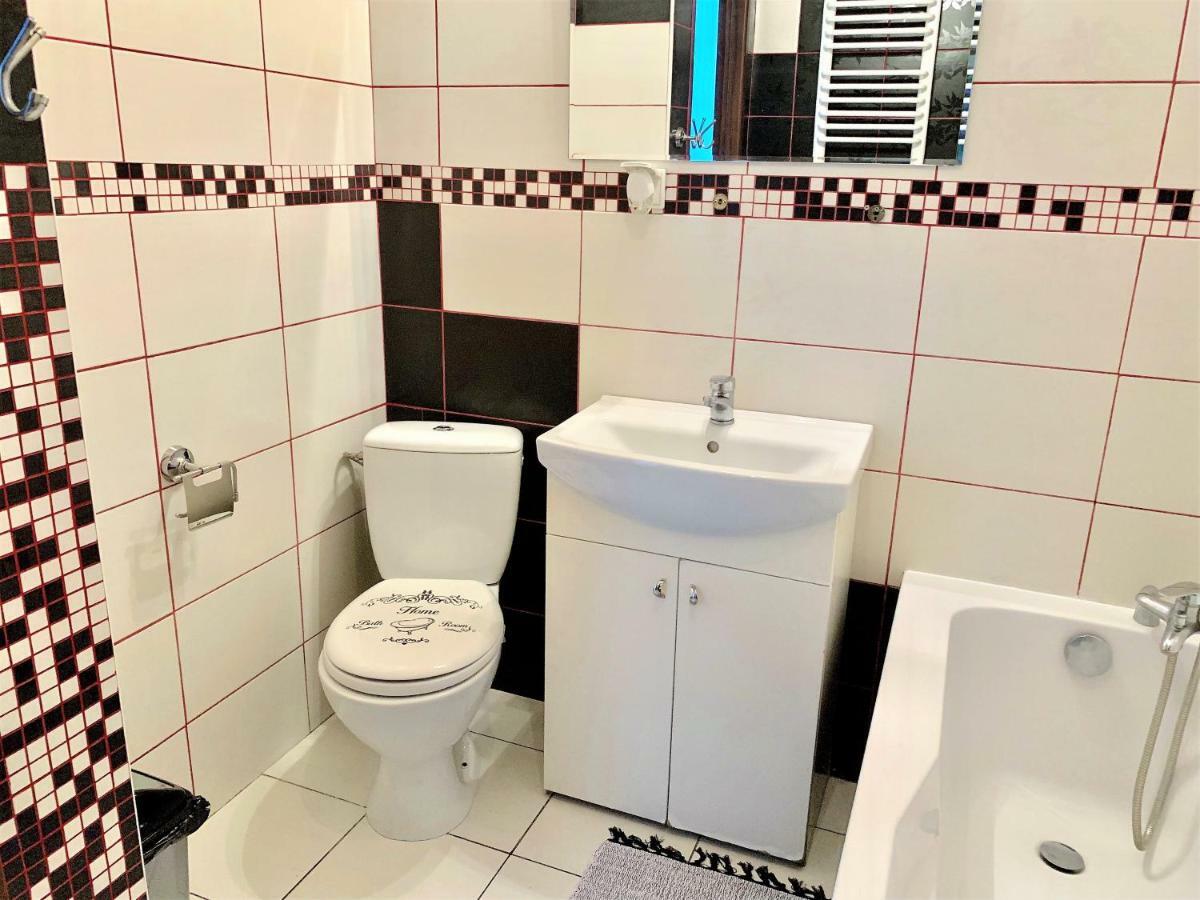 2-Room Apartment Nowy Dwór Mazowiecki Kültér fotó